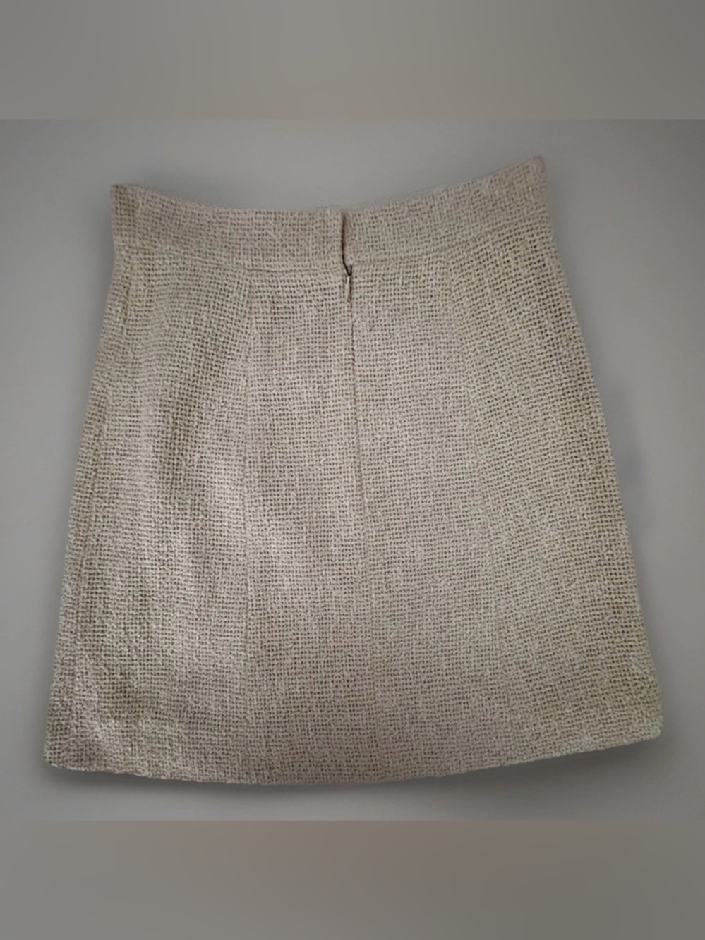 CHANEL Cream Textured Mini Skirt - Picture 5 of 10